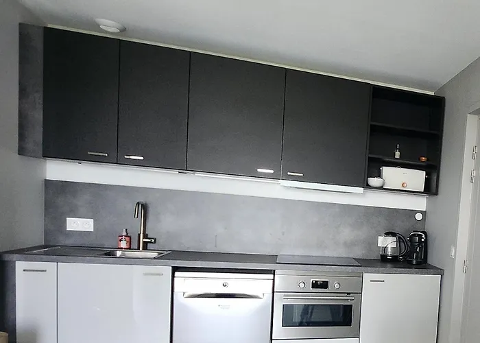 T2 Centre La Lutz Apartman