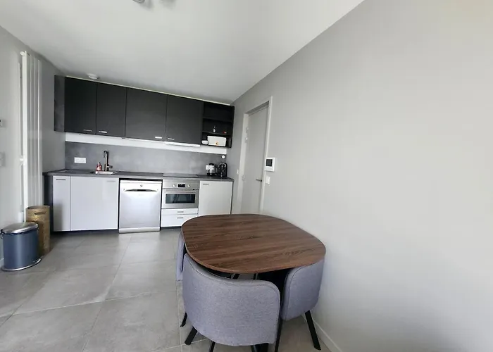 T2 Centre La Lutz Lägenhet Rodez